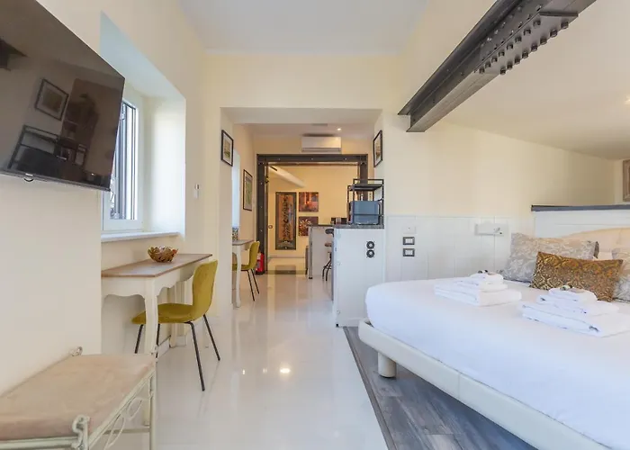 The B Rooftop Apartment *