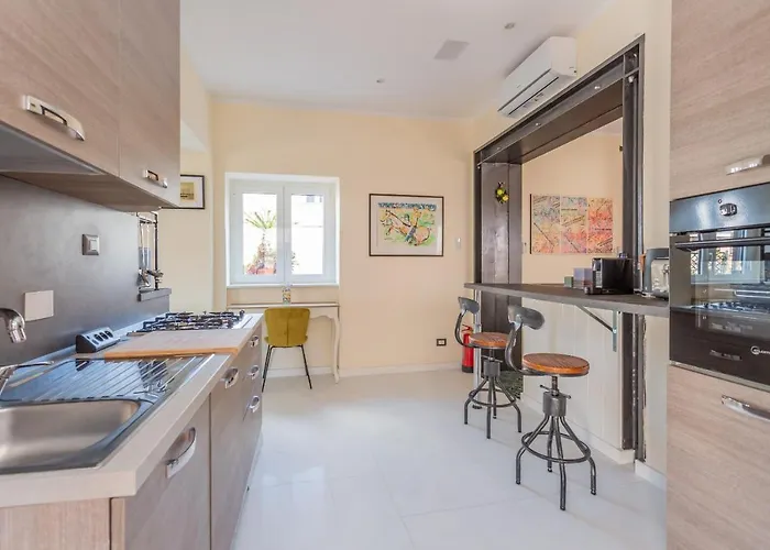 The B Rooftop Apartment *